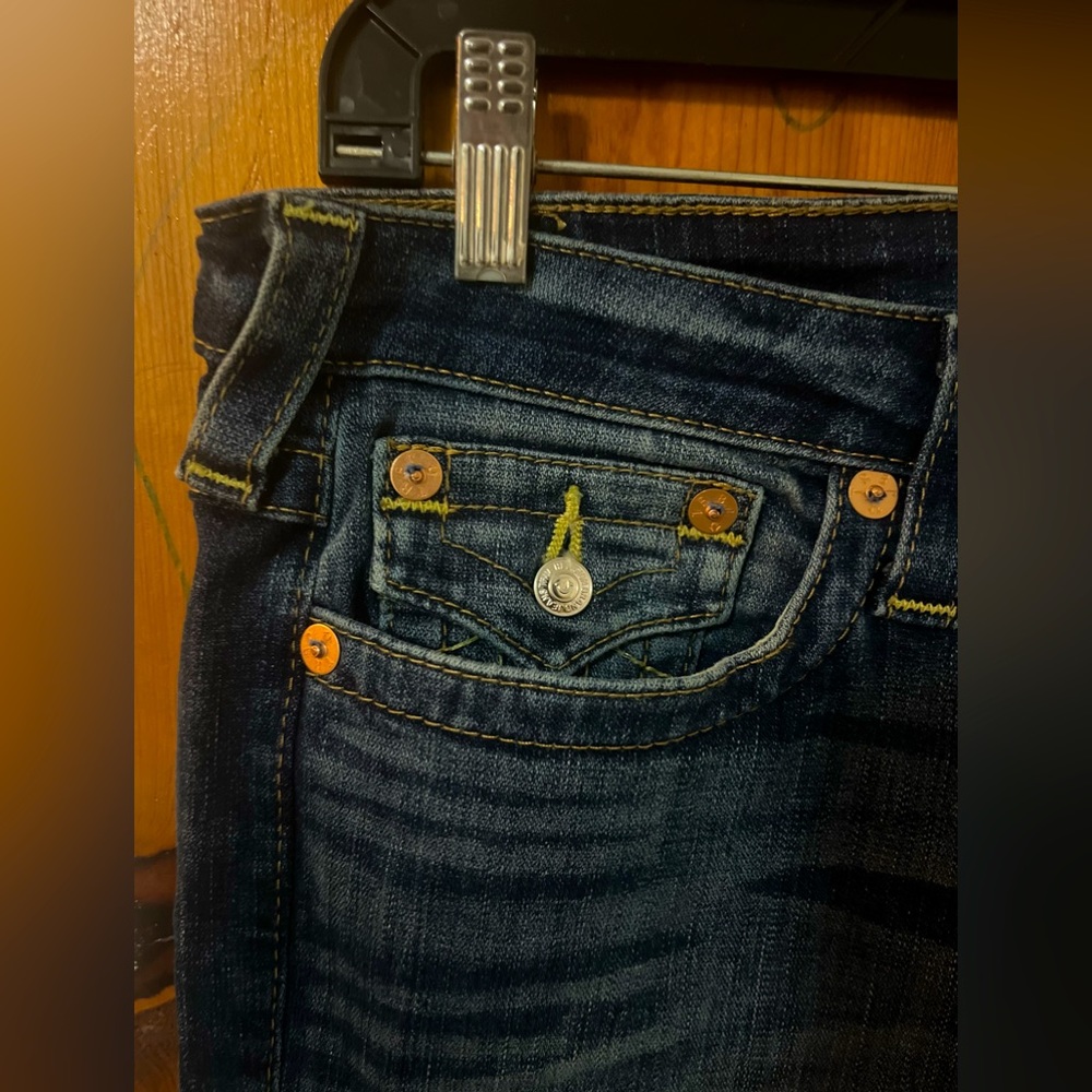 Women’s true religion jeans brand new tag, size 33 slim straight with flap
